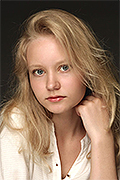 model Gracheva Sophia   
Year of birth 2006   
Eyes color: blue   
Hair color: blonde