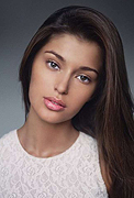 model Istomina Veronika   
Year of birth 1994   
Height: 177   
Eyes color: green   
Hair color: dark brown