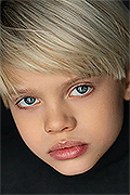 model Yakubov Matvey   
Year of birth 2010   
Eyes color: grey-blue   
Hair color: blond