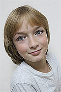 model Mahonin Dmitriy   
Year of birth 2010   
Eyes color: blue   
Hair color: blond