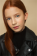model Smirnova Valeriya   
Year of birth 2010   
Eyes color: brown   
Hair color: red