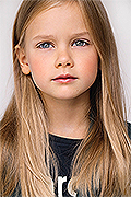 model Demidenko Arina   
Year of birth 2013   
Eyes color: grey-blue   
Hair color: light brown