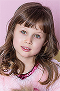 model Lanevskaya Arina   
Year of birth 2014   
Eyes color: green   
Hair color: light brown