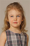 model Udivanova Aglaya   
Year of birth 2015   
Eyes color: grey-blue   
Hair color: light brown