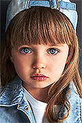 model Gudoshnikova Erika   
Year of birth 2018   
Eyes color: blue   
Hair color: light brown