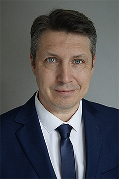 Aleksey Ustinov