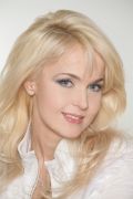 model Glazova Nelly   
Year of birth 1978   
Height: 170   
Eyes color: blue   
Hair color: blonde