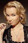 model Gulimova Anastasia   
Year of birth 1982   
Height: 174   
Eyes color: green   
Hair color: blonde